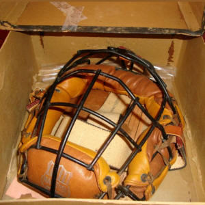  Marathon 60-4409 Catchers Mask in box