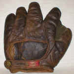 1905 to 1910 Full Web Spalding Baseball Glove