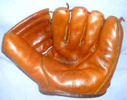 Roberto Clemente JC Higgins Bob Clemente Signature Model 1633 Baseball Glove
