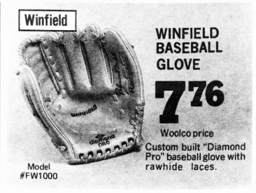 1976 Winfield Woolco Baseball Glove