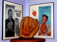 1964 Rawlings Mickey Mantle Big Leaguer Phillies cigar Premium