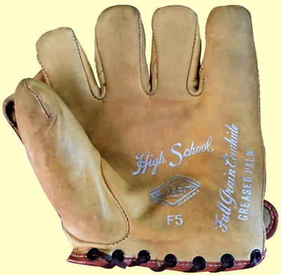Wimberly and Thomas Hardware Co. Birmingham, Alabama F5 High School Baseball Glove