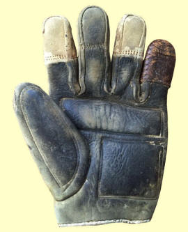 1880's Finger Tip Workman's Style Baseball Glove