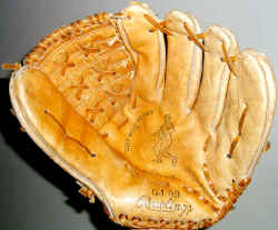 Mickey Mantle Rawlings GJ 99 Baseball Glove